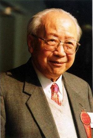 钱伟长:36岁学力学44岁学俄语 64岁以后学计算机 (2)